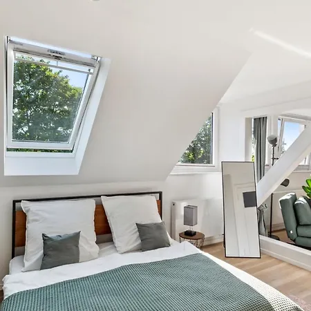 Your Away From - A Workplace In Every Hannover