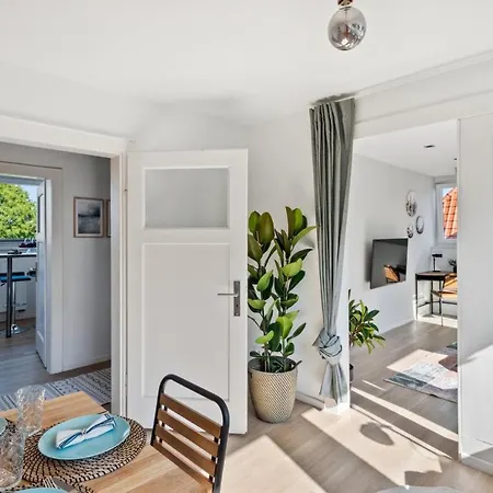 Your Away From - A Workplace In Every Apartment Hannover