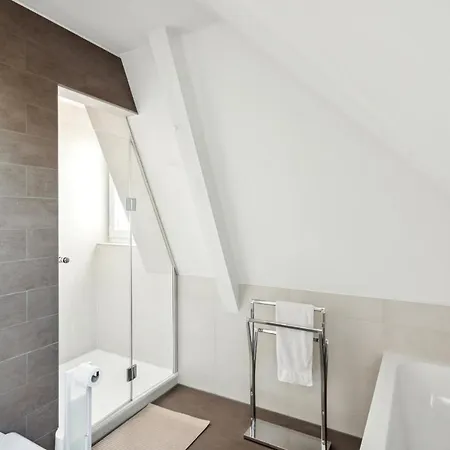 Your Away From - A Workplace In Every Apartment *